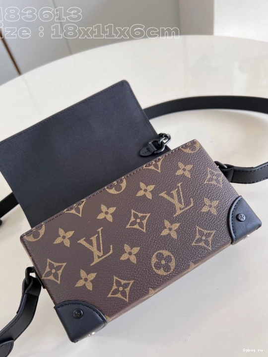Steamer LOUIS Wallet-18*11*6.5CM VUITTON Wearable 0821